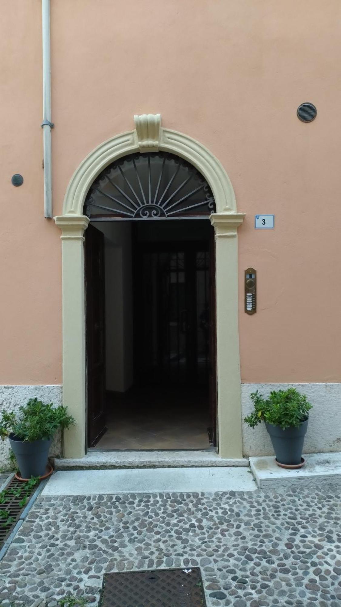 Da Nataly Apartment Fumane Bagian luar foto